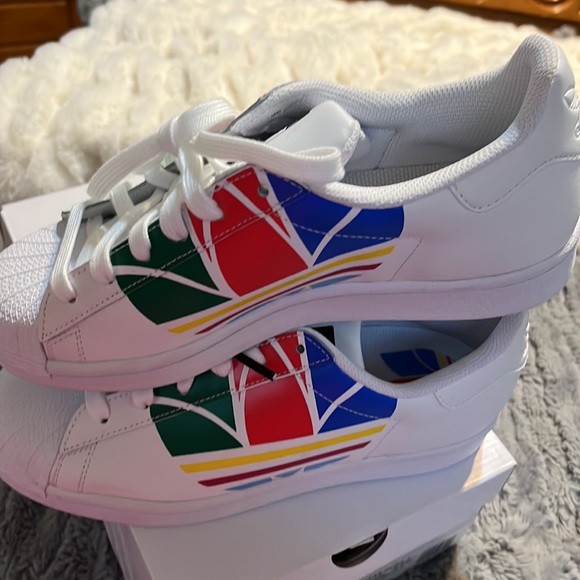 Adidas Footwear - Picture 5 of 8